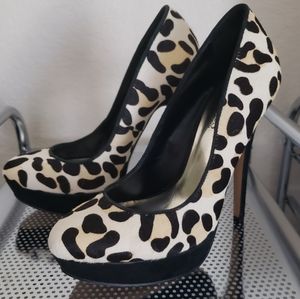 Leopard print closed toe stilettos